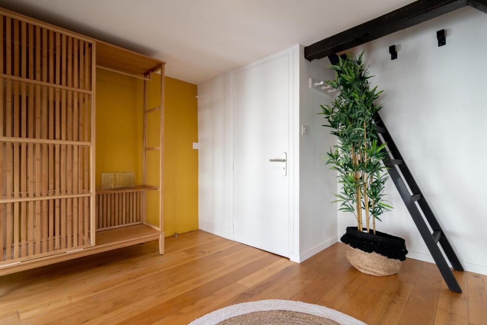Апартаменты Unique 3 Bed House In Old Lille! Экстерьер фото